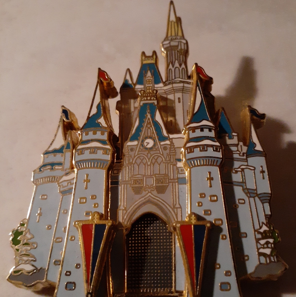 2003 Cast Exclusive 3D Tokyo Disney Castle 3" Pin